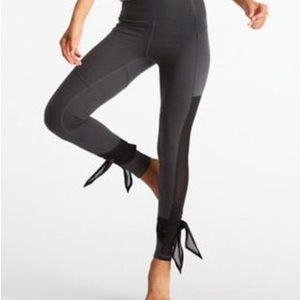 Lucy Light and Free Legging